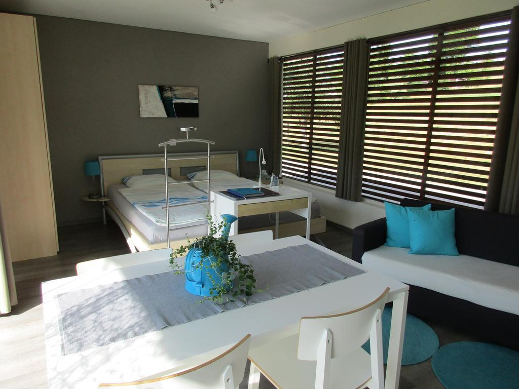 Bnb Pavillon Paisible Orsonnens Habitación foto